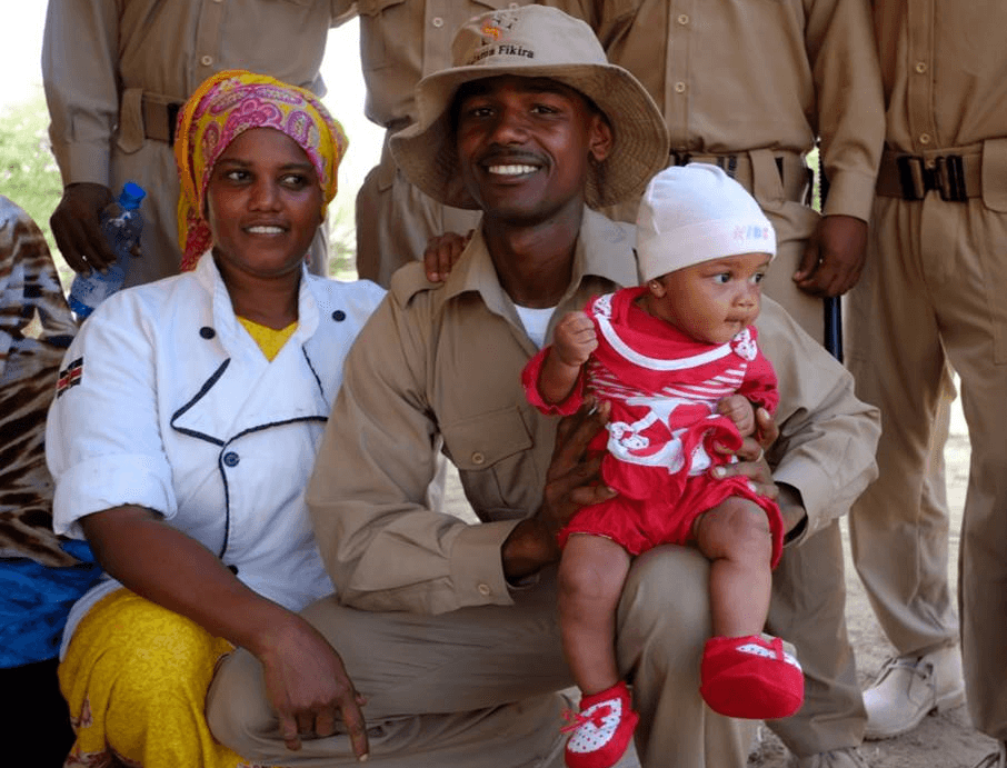Reinforcing communities